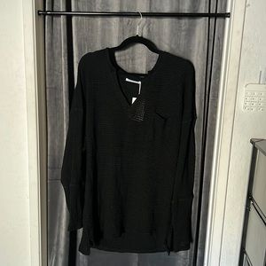 Women’s off the shoulder long sleeve black shirt